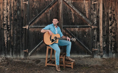 Travis Dolter, November 7, 2025  Eleanor Pickup Arts Centre, Drayton Valley, AB