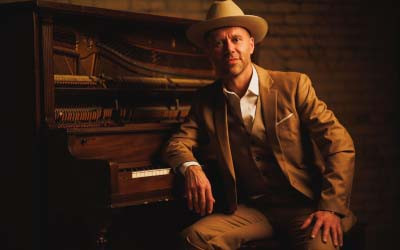 Jeffery Straker, April 2, 2027 New Moon Folk Club, Edmonton, AB